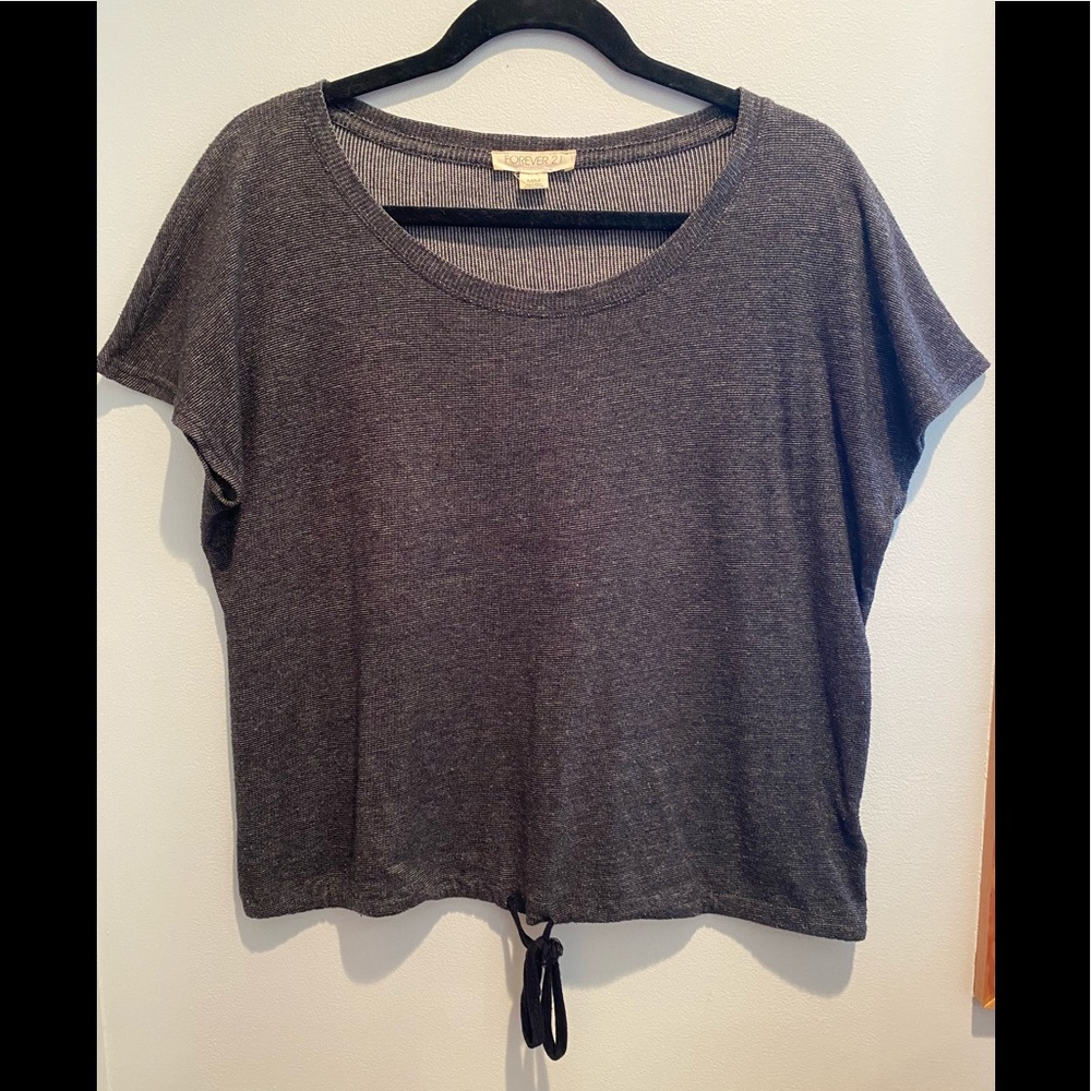 Forever 21 T-Shirt